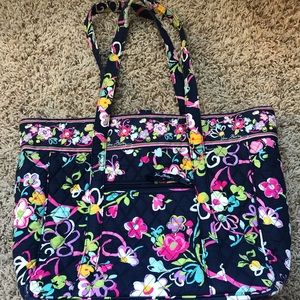 Vera Bradley tote